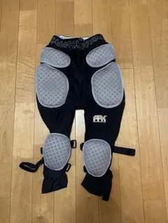 スノボ プロテクター