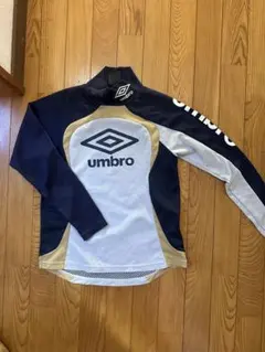 umbro 長袖ウェア サイズ150 ネイビー