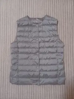 ユニクロ　ウルトラライトダウンコンパクトベスト　グレー　Lサイズ