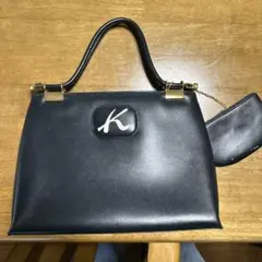 ブラックハンドバッグ 合成皮革 小型ポーチ付き