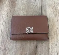 ✨美品✨LOEWE ロエベ 　バーティカル ウォレット　バイフォールド折り財布 ロエベ 折り財布 バイフォールドウォレット ブラック ブラウン