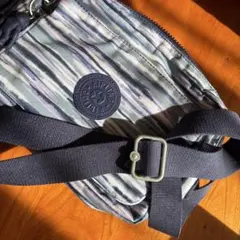 キプリングショルダーバッグ美品