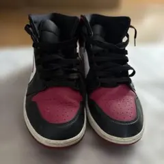 Nike Air Jordan 1 ブラック/レッド/ホワイト