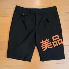 【美品】黒 ショートパンツ タック入り