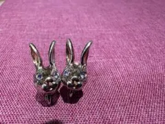 ウサギ　ラビット　 イヤリング