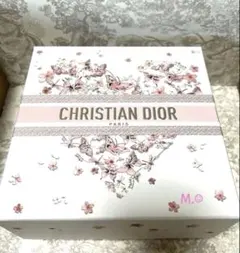 【新品】DIOR 2026’ギフトボックス