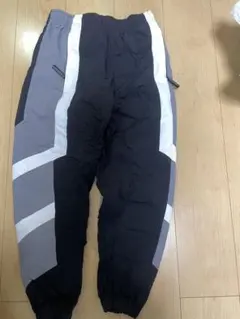 adidas originals ナイロントラックパンツ