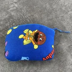 アンパンマン　小銭入れ　コインケース　ミニポーチ　カレーパンマン