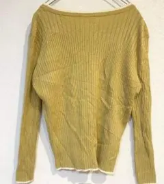 リブ編みマスタード色長袖セーター
