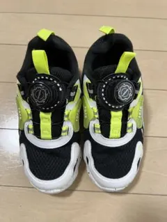 Item thumbnail for item c730ec12-de4c-4b45-890c-3de99506e8ed