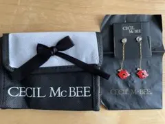 CECIL McBEE リップモチーフ ピアス　新品未使用　不織布ポーチ付きのサムネイル