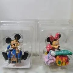 ミッキー 　シンデレラ城　ミニー 　　　トゥーンタウン フィギュア