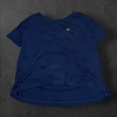 FRED PERRY ワンポイトロゴ ネイビー tシャツのサムネイル