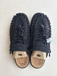 KEEN UNEKEE II CONVERTIBLE X ブラック