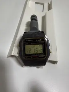 CASIO F-91W デジタル腕時計　サウナ　時計