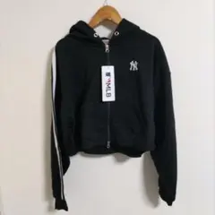 ＮＹヤンキースパーカーL