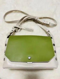 Charles & Keith ショルダーバッグ　一鞄ニ色