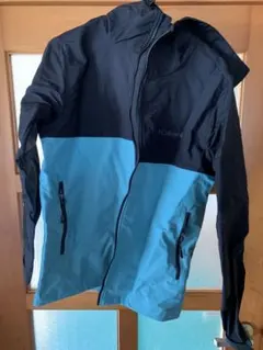 Columbia フード付きマウンテンパーカー