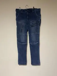 Item thumbnail for item bc72a99a-03f0-4f28-857d-20b67b8ec0c5