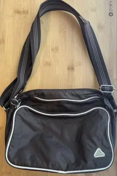 adidas ショルダーバッグ