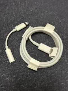Lightningケーブル 約1m イヤホンジャック変換アダプタ付き未使用
