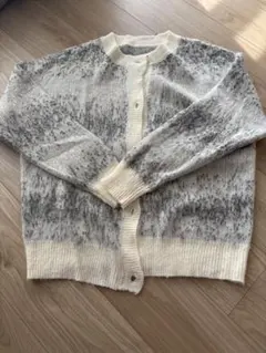 DAZY ダルメシアンパターン ドロップショルダー 白　カーディガン