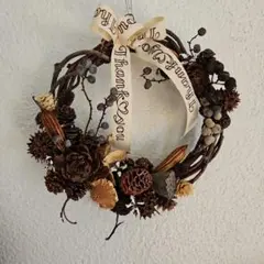 木の実のリース