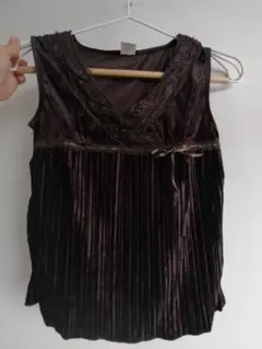 ノースリーブトップス Mサイズ ダークブラウン