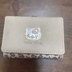 ハローキティ 三つ折り財布 ヒョウ柄