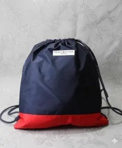 tmybkin 新品未使用本物 トミーヒルフィガー　ノベルティナップサックのサムネイル