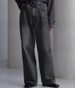 【CLEL】レリーフストレートデニムパンツ グレーストレートデニム