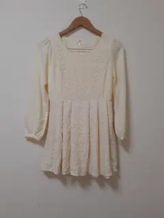 Ｅ ｈｙｐｈｅｎ  オフホワイトレースワンピース