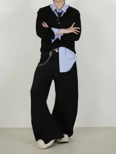 Chikashitsu + サイドデザインスラックスのサムネイル