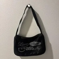 Love More FUN ass Day ロゴ ショルダーバッグ