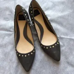 ルサルカ　RUSALKA スタッズ付きグレーポインテッドトゥパンプス 24cm