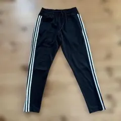 アディダス　トラックパンツ　M