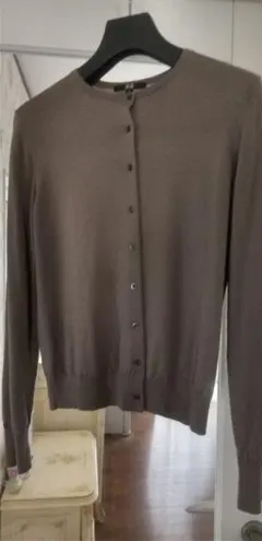 ユニクロ メリノ カーディガン