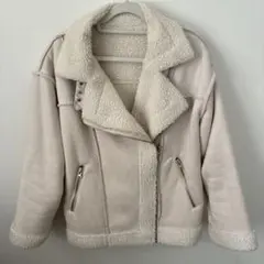 クリーム色 ムートンコート ボア襟