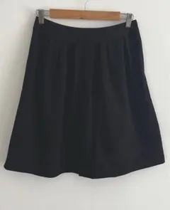 コムサイズム　膝丈スカート　黒色