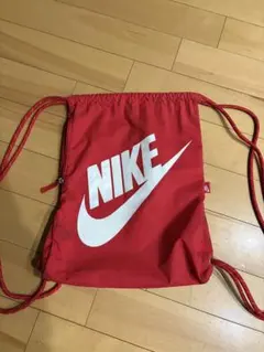 NIKE ナップサック 赤