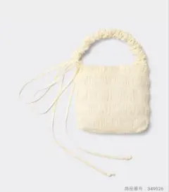 GU クリーム色ギャザーショルダーバッグ オフホワイト