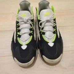 Nike スニーカー