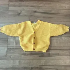 イエロー　カーディガン