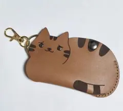 本革　困り顔　猫ちゃんキーケース