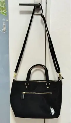 USポロ　ナイロン製ショルダーバッグ　ブラック　美品