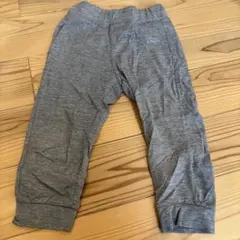 UNIQLO ウルトラストレッチアクティブジョガーパンツサイズ100