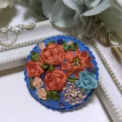 ハンドメイド刺繍ブローチ 8232 - メルカリ