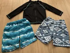 水着2枚とラッシュガードのセット　全て100cm