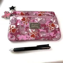 Hello kitty ポーチ　　オトナ可愛い