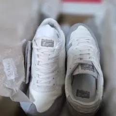 Onitsuka Tiger　SERRANO CL CREAM/PUTTY